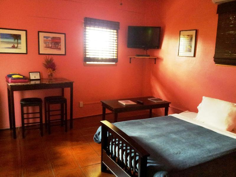 St. John Inn Cruz Bay 外观 照片