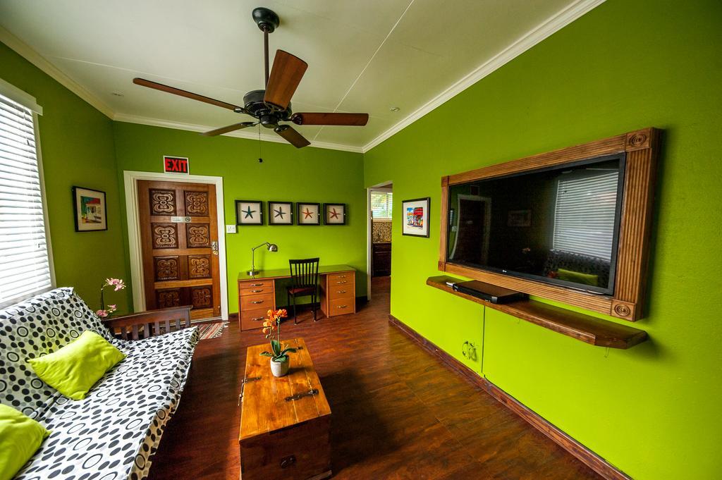 St. John Inn Cruz Bay 外观 照片