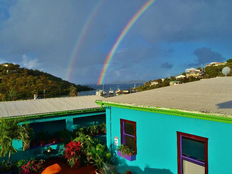 St. John Inn Cruz Bay 外观 照片