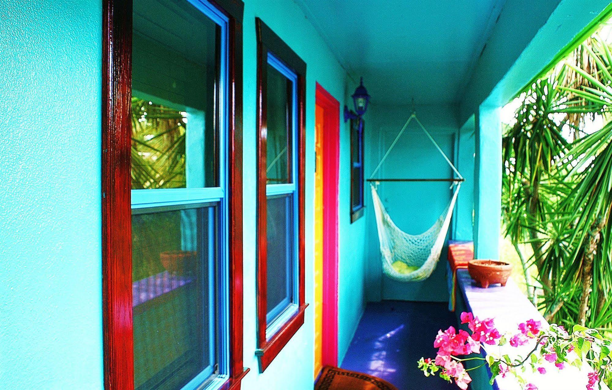 St. John Inn Cruz Bay 外观 照片